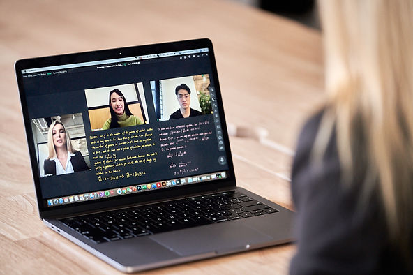 Using the best virtual classroom software